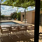 Entre Sel Et Ciel 2 Maisons 2 Caracteres 1 Piscine 1 Boulodrome 2 Ascenseurs Ferienhaus *