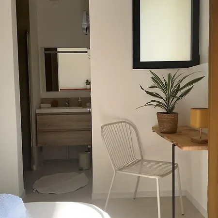 Entre Sel Et Ciel 2 Maisons 2 Caracteres 1 Piscine 1 Boulodrome 2 Ascenseurs Holiday home