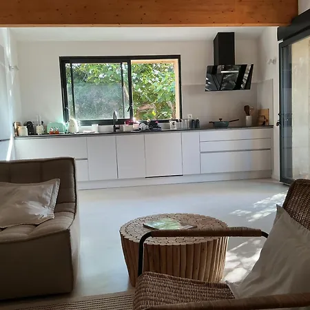 Entre Sel Et Ciel 2 Maisons 2 Caracteres 1 Piscine 1 Boulodrome 2 Ascenseurs Holiday home *