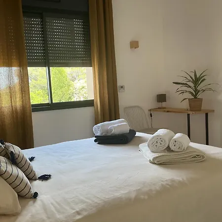 Holiday home Entre Sel Et Ciel 2 Maisons 2 Caracteres 1 Piscine 1 Boulodrome 2 Ascenseurs *
